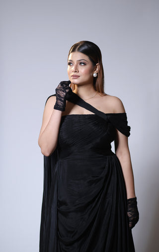 Noir Majesty Gown