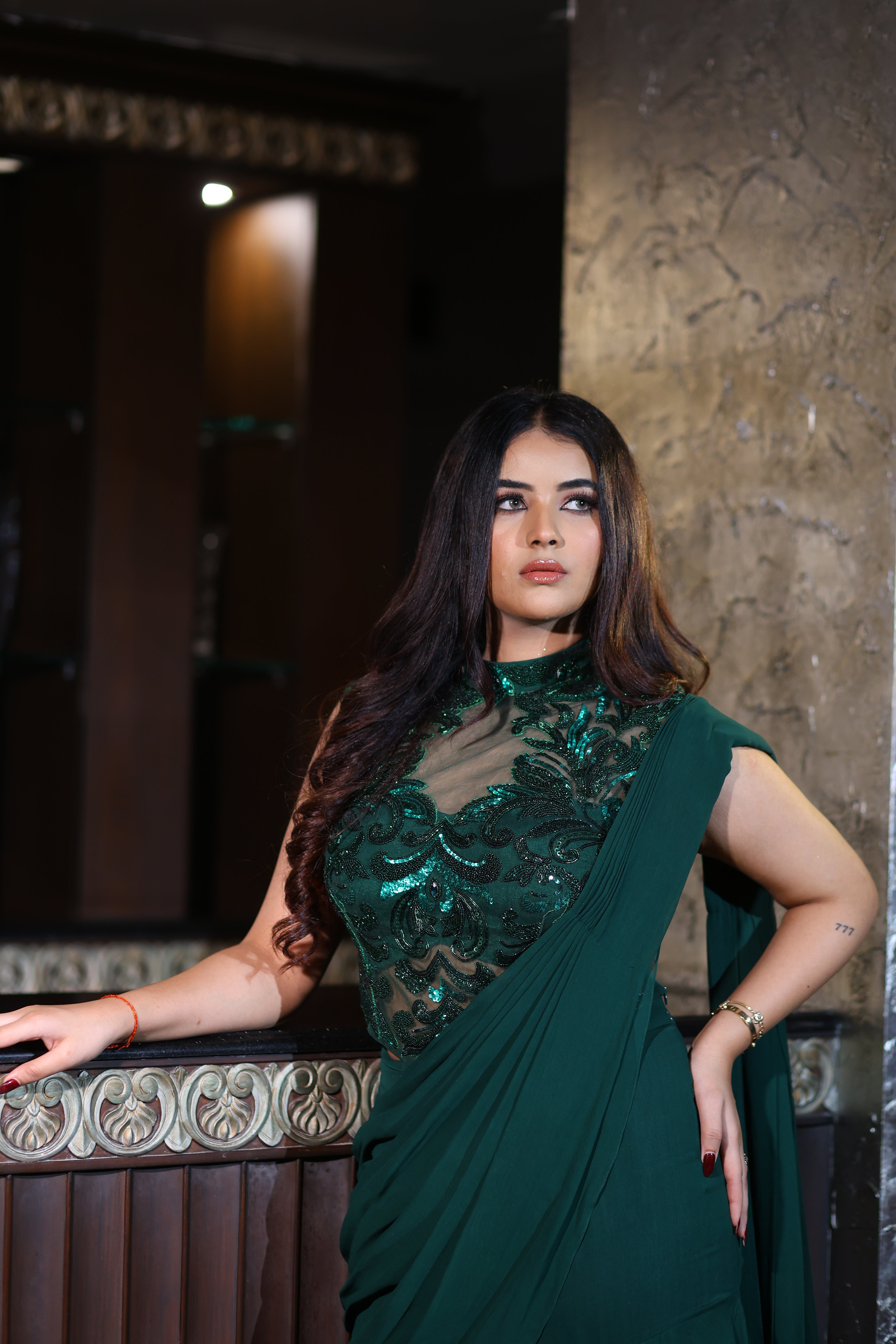 Vyana Pre-draped Saree Set