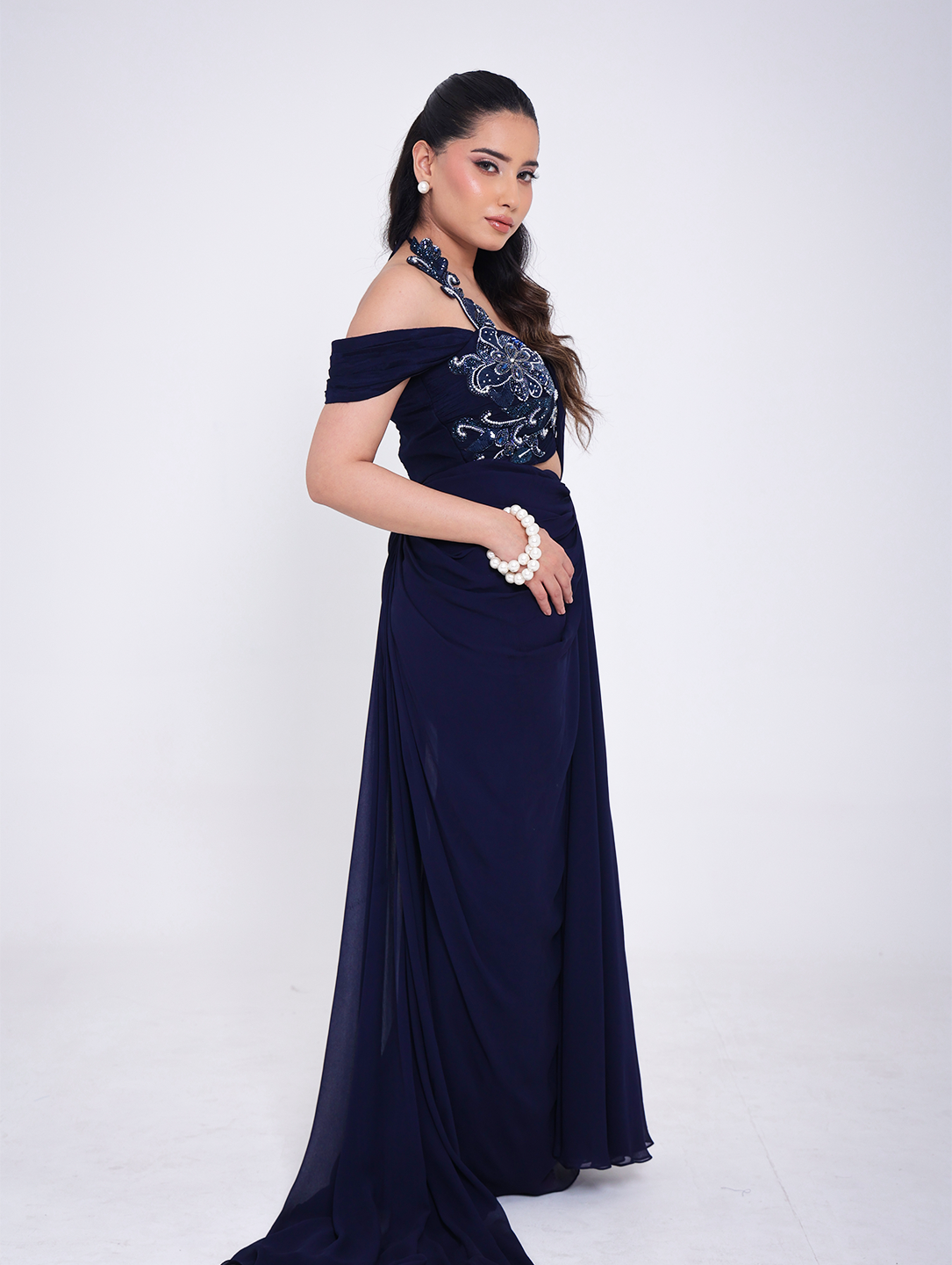 Raiya Pre-draped Saree Set