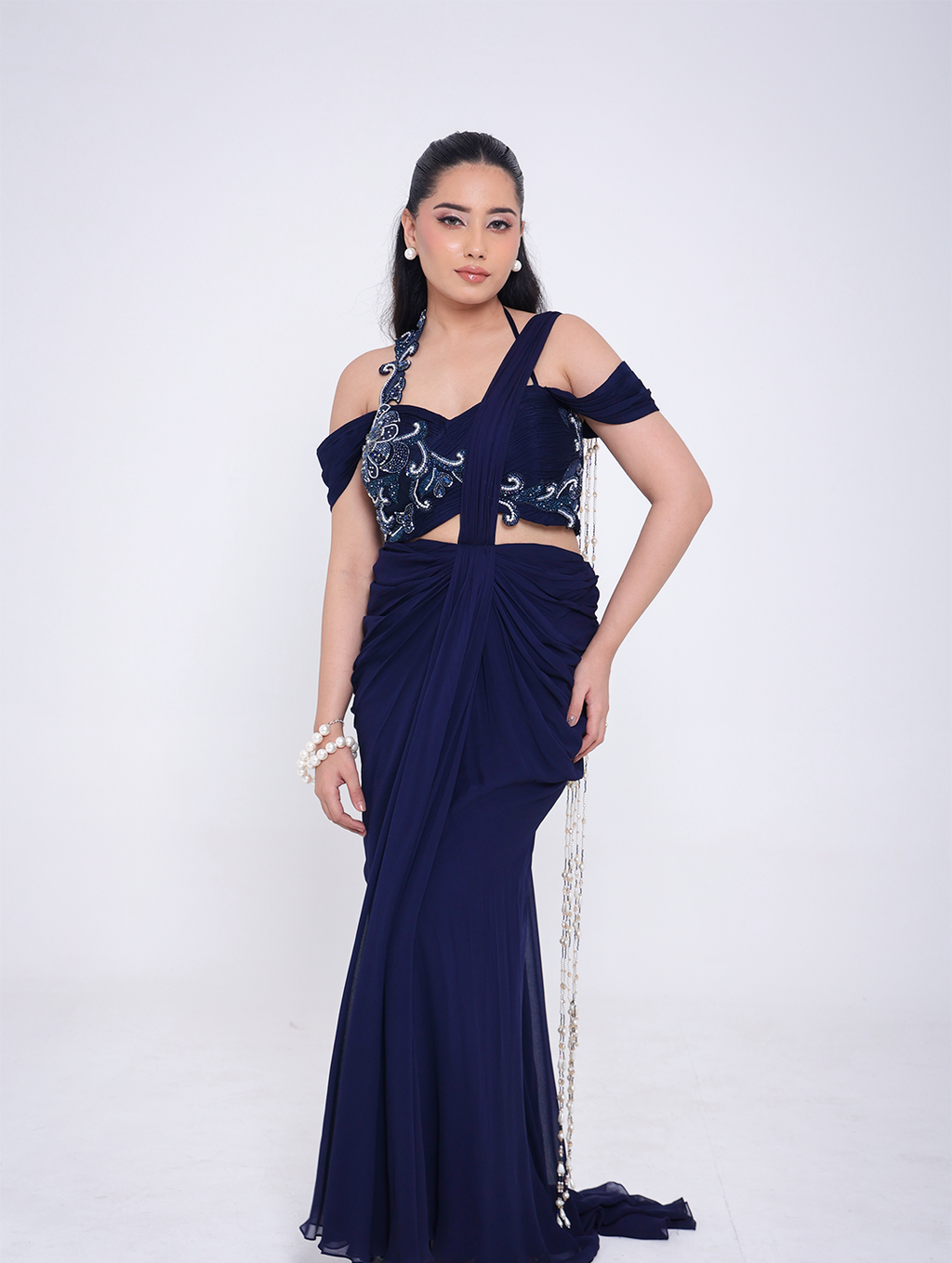 Raiya Pre-draped Saree Set