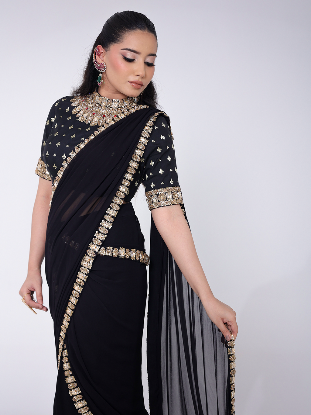 Rajeshwari Pre-draped Saree Set