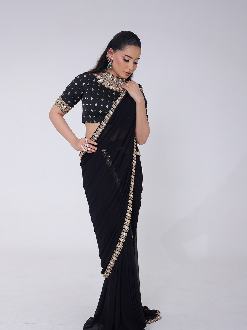 Rajeshwari Pre-draped Saree Set